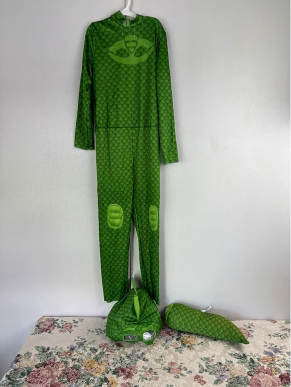 PJ Masks Gekko Costume Kids Size 4-6 Green Jumpsuit Mask Tail Halloween